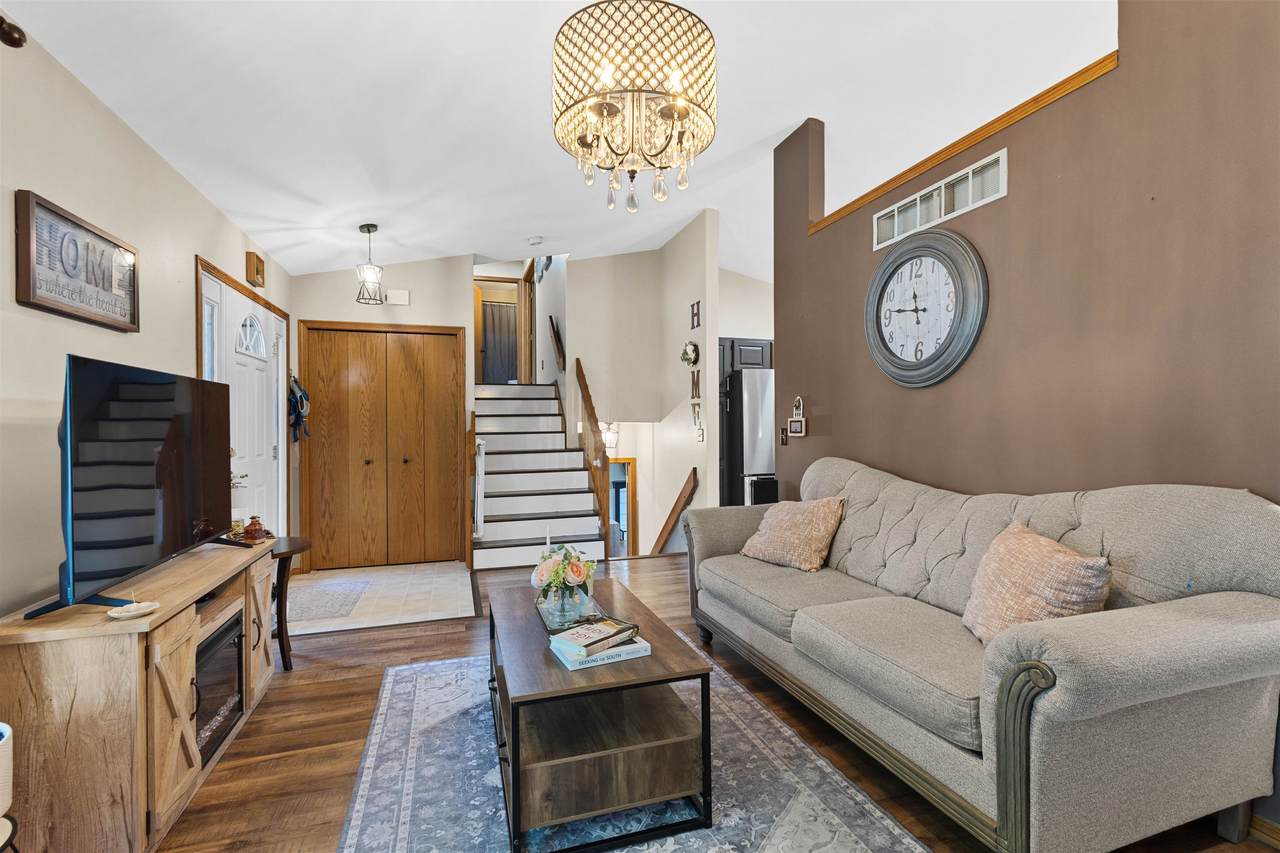5 Waywood Circle - Photo 1
