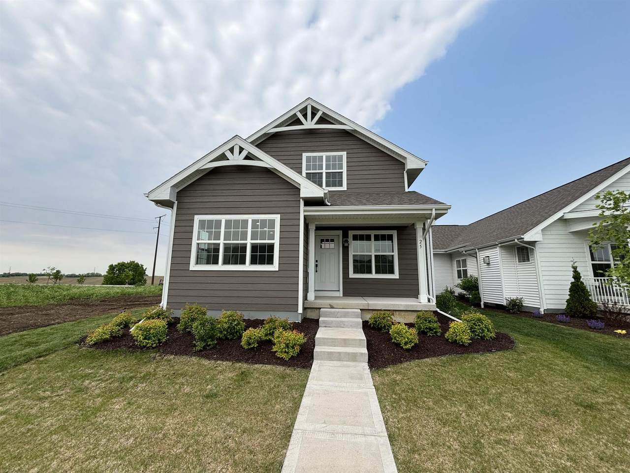 25 Windflower Way - Photo 1