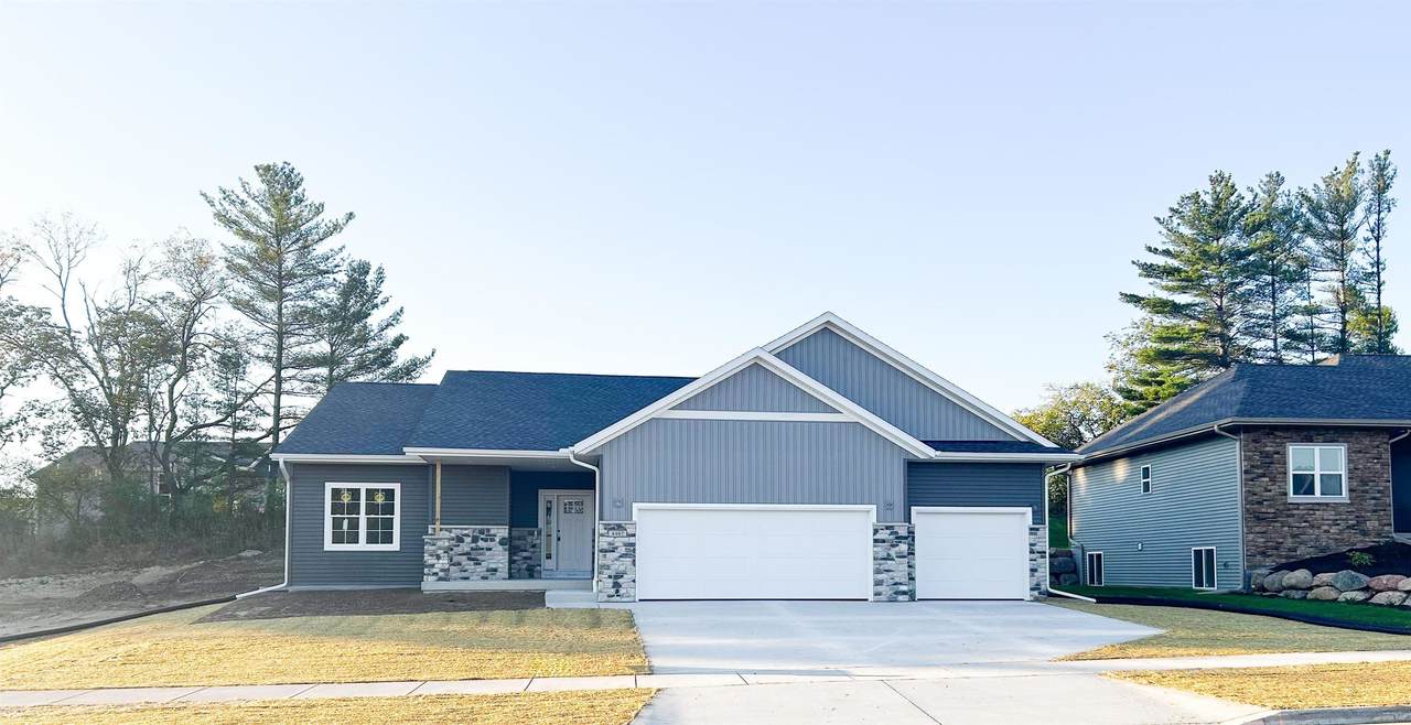 4402 Scottys Drive - Photo 1