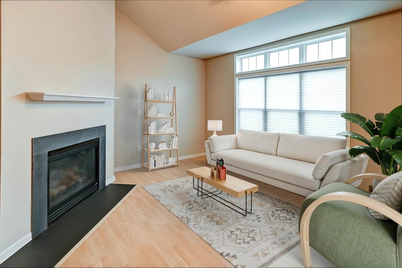 16 Corner Stone Way - Photo 1