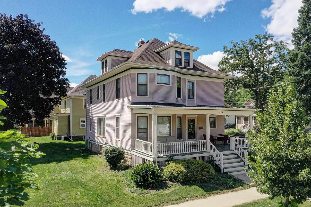120 Henry St - Photo 1
