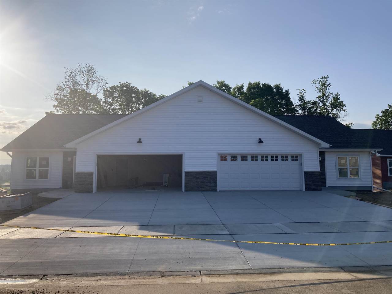 1062 Armida Court - Photo 1