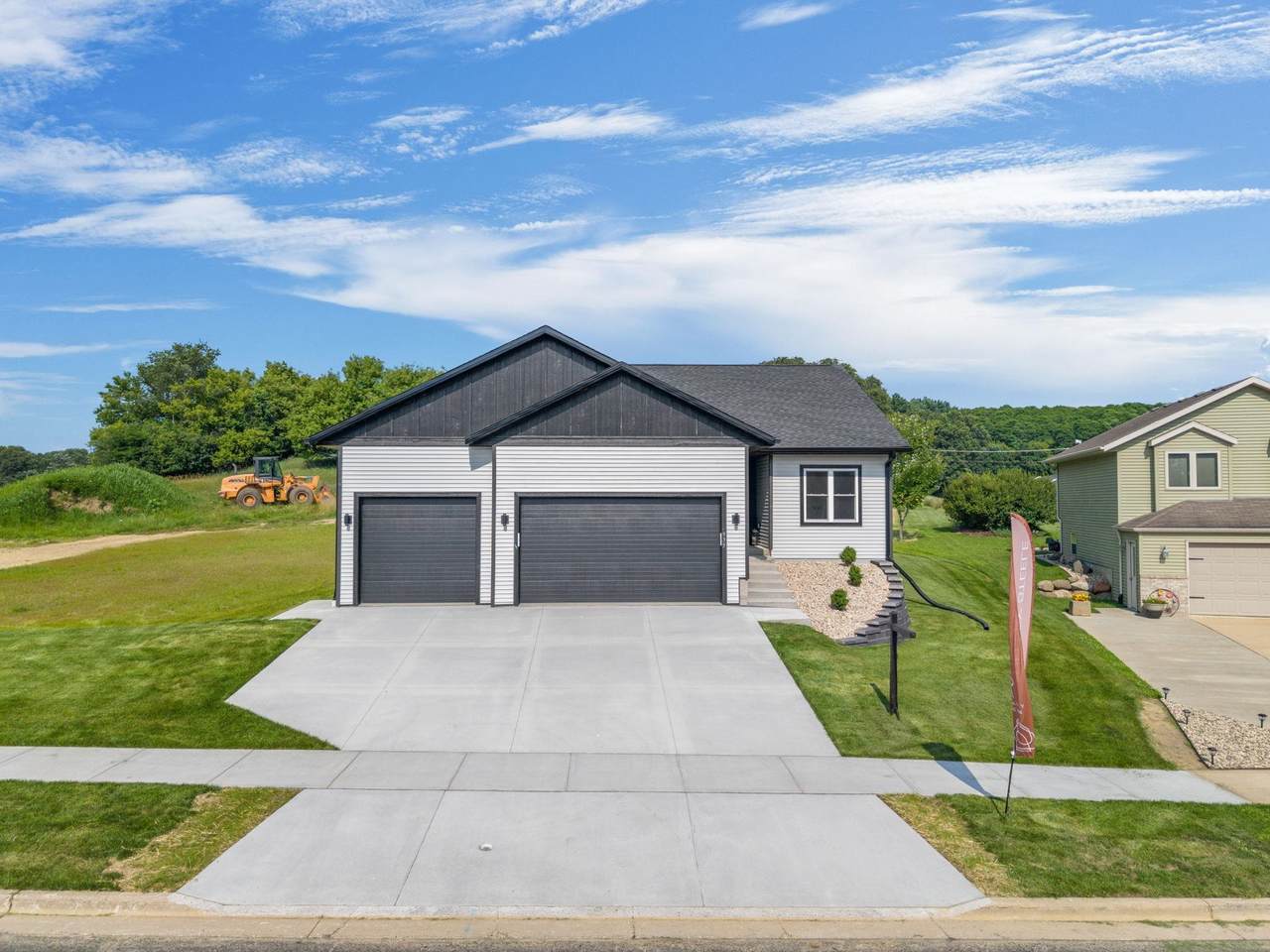 935 Hay Creek Trail - Photo 1