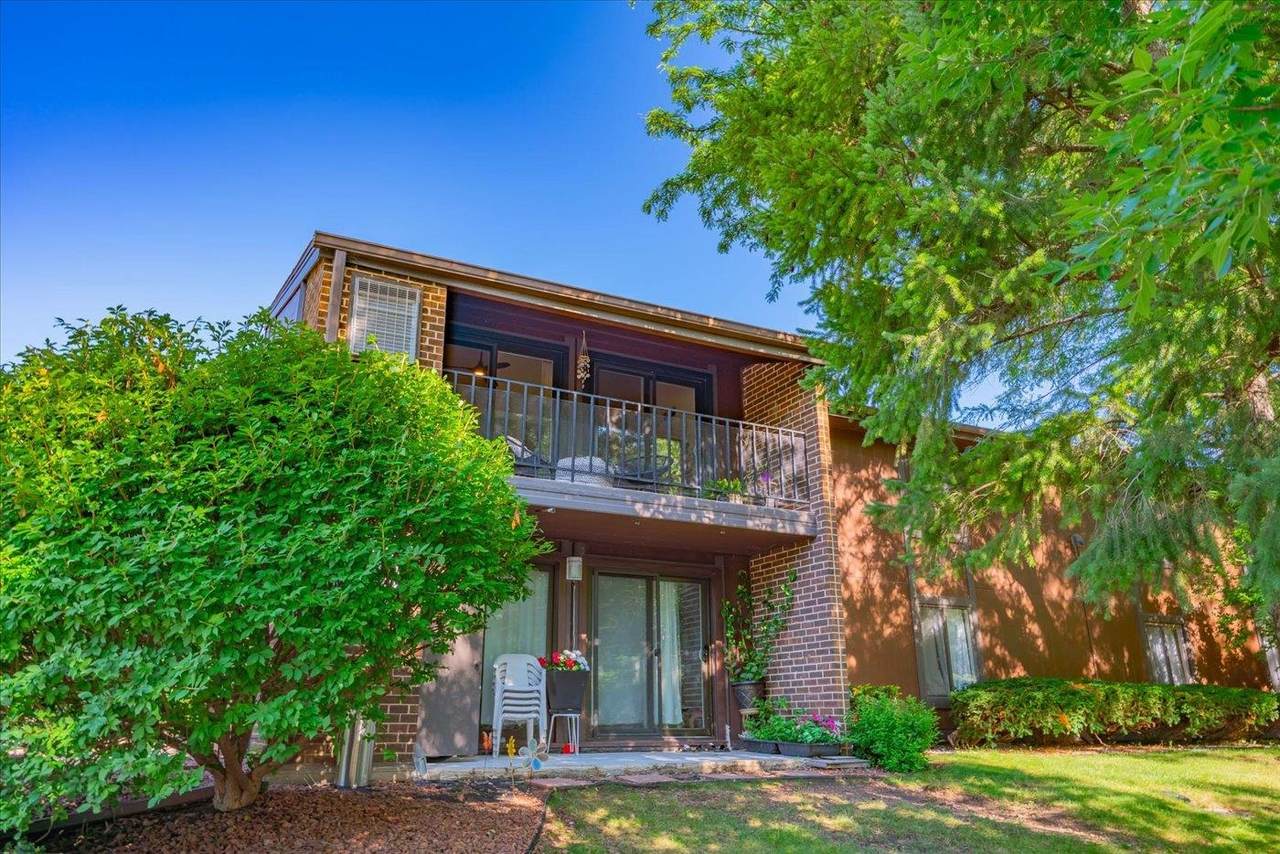 3114 Creek View Drive - Photo 1