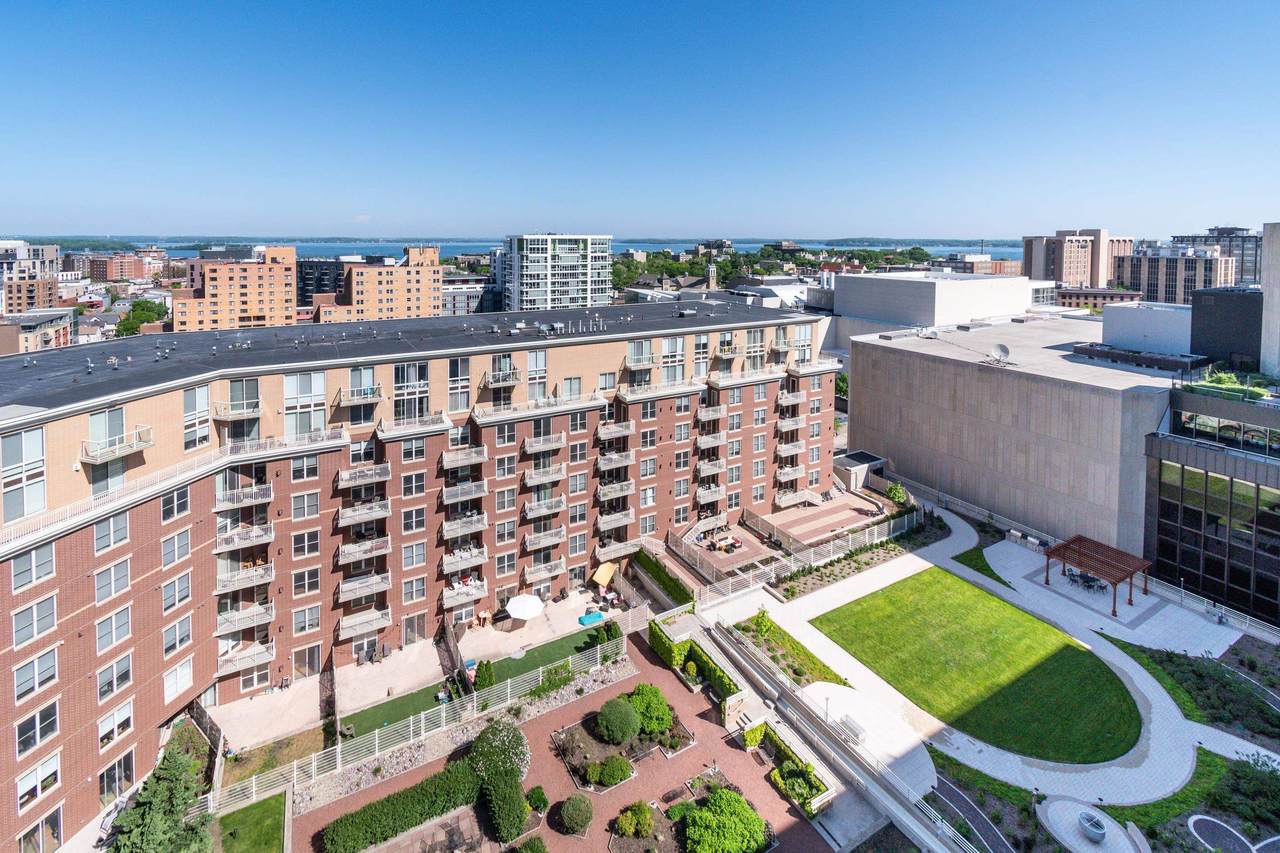 360 Washington Avenue - Photo 1