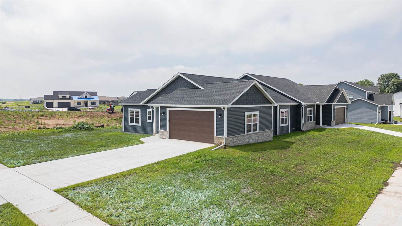 889 Red Hawk Drive - Photo 1