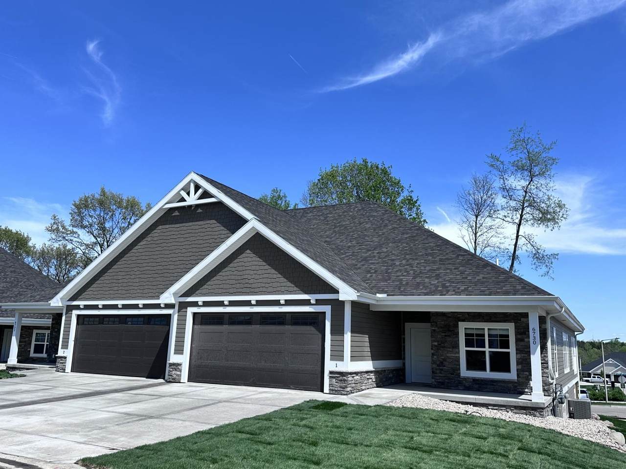 Unit 14 Bellflower Pointe Drive - Photo 1