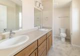 305 Evergreen Terrace - Photo 11