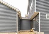 9260 Gentle Feather Road - Photo 17