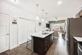 1601 Windsor Avenue - Photo 7