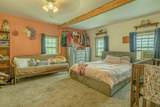 17618 Highway 81 - Photo 19