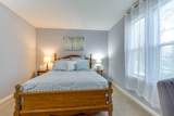909 Harbor House Drive - Photo 10