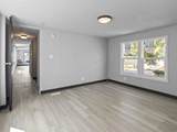 10211 Greenfield Avenue - Photo 14