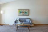 584 Wisconsin Street - Photo 17