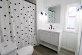 1025 Oak Avenue - Photo 11
