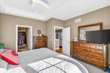 9013 Royal Oaks Circle - Photo 15