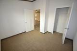 102 Grey Street - Photo 14