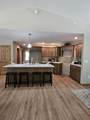915 Sutherland Avenue - Photo 2
