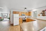 1027 Melvin Court - Photo 2