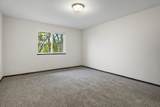 924 Waters Edge Court - Photo 16