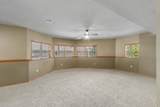 2306 Surrey Lane - Photo 37