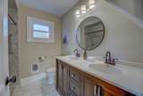 1419 St Lawrence Avenue - Photo 22