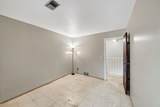 213 East Bluff - Photo 28