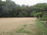 567 Underwood Avenue - Photo 3