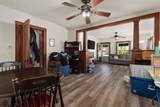 1416 St Lawrence Avenue - Photo 12
