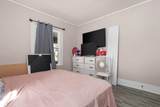 1416 St Lawrence Avenue - Photo 18