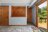 6021 Meadowood Drive - Photo 19