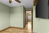 909 Clover Lane - Photo 18
