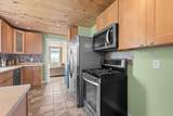 4210 Sunnyside Crescent - Photo 18