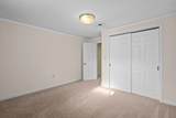 4210 Sunnyside Crescent - Photo 36
