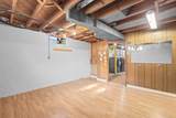 4210 Sunnyside Crescent - Photo 38