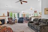 93 Queens Way - Photo 7