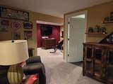 985 Walnut Street - Photo 29