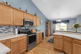 4562 Parkwood Drive - Photo 3