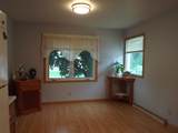 303 Oshkosh Street - Photo 8