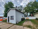 138 S Oak St - Photo 1