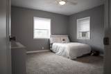 1509 St Lawrence Avenue - Photo 27