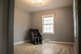 1509 St Lawrence Avenue - Photo 8