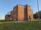 940 County Road E - Photo 4