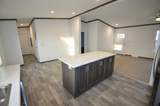 102 Grey Street - Photo 2