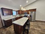720 Forest Edge Drive - Photo 11