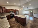 720 Forest Edge Drive - Photo 13