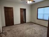 720 Forest Edge Drive - Photo 19