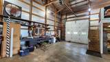 11056 Center Road - Photo 35