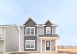 305 Evergreen Terrace - Photo 1