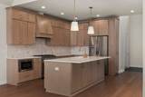 204 Lakeview Lane - Photo 5